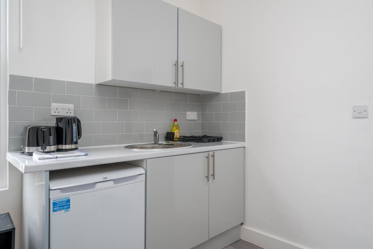 London Selwyn Unique & Stylish Studios Экстерьер фото
