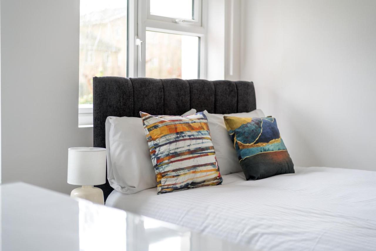 London Selwyn Unique & Stylish Studios Экстерьер фото